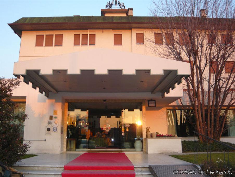 Hotel Al Camin Бассано-дель-Граппа Экстерьер фото